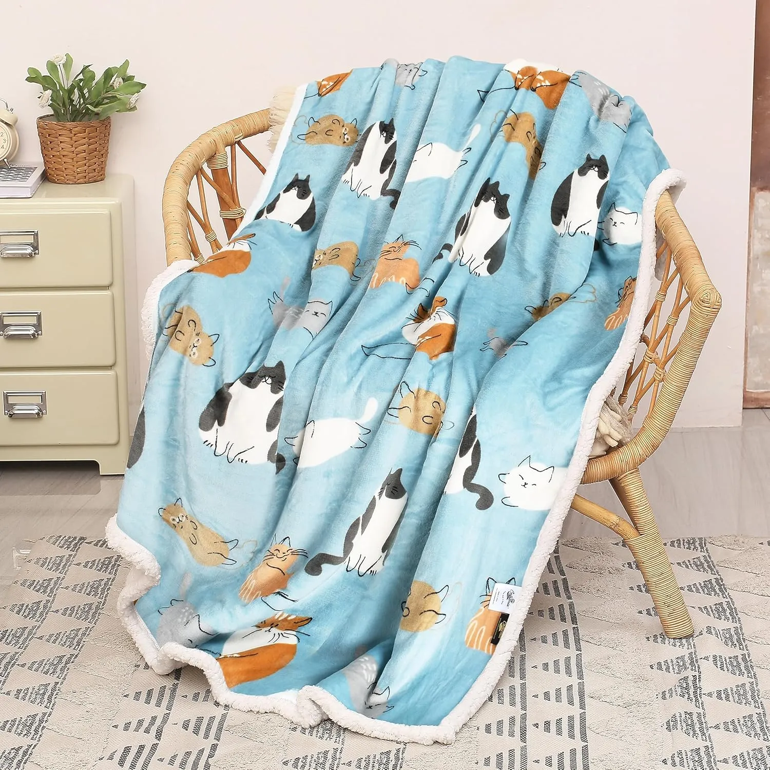 Catalonia Cat Print Sherpa Fleece Throw Blanket, Soft Mink Plush Couch Blanket, Fuzzy Fluffy Comfy Warm Throws, Comfort Caring Gift, 50x60 inches, Baby Blue